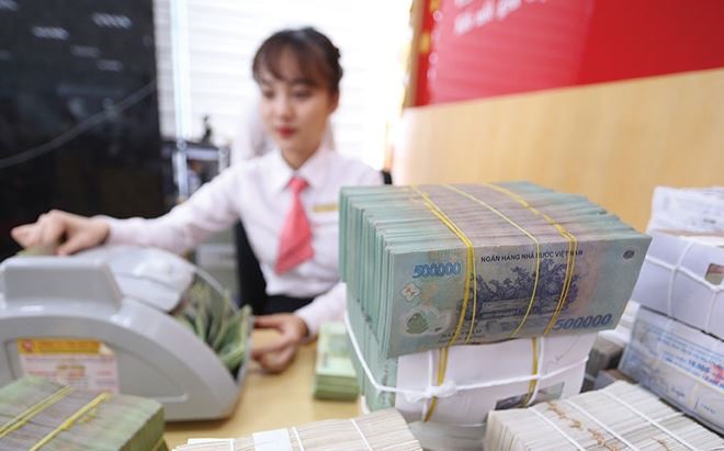 Doanh nghiệp cần được "bơm máu" để có thể phục hồi quay lại sản xuất. Ảnh: L.Toàn