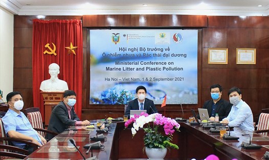 Toàn cảnh các đại biểu tham dự Hội nghị tại đầu cầu Tổng cục Biển và Hải đảo Việt Nam.