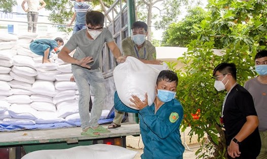 Xuất cấp gần 740 tấn gạo cho tỉnh Bình Định hỗ trợ người dân do hạn hán. Ảnh: VGP