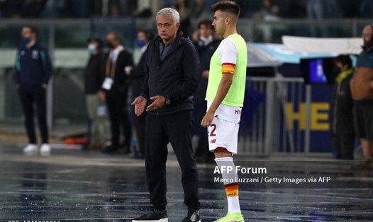 Mourinho còn nhiều điều cần cải thiện ở AS Roma. Ảnh: AFP