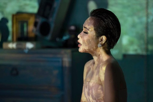 Ca sĩ Uyên Linh. Ảnh: NSCC.