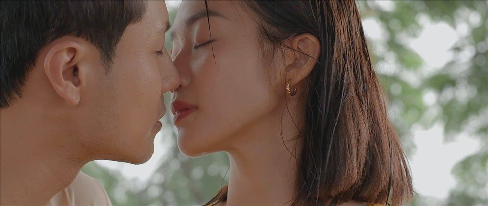 Nhi và Đăng chưa xác nhận tình cảm trong "11 tháng 5 ngày". Ảnh: NSX. Nhi và Đăng chưa xác nhận tình cảm trong "11 tháng 5 ngày". Ảnh: NSX.