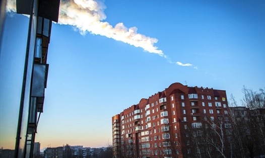 Thiên thạch nổ tung trên bầu trời Nga năm 2013. Ảnh: AFP