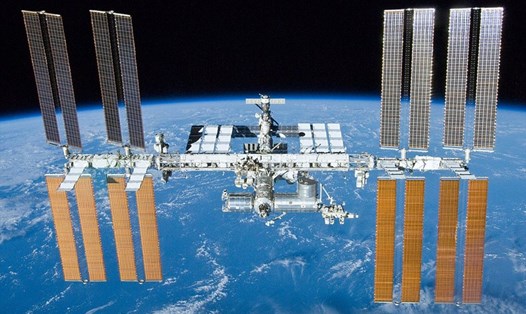 Trạm ISS và Trái đất phía dưới. Ảnh: ETS cung cấp