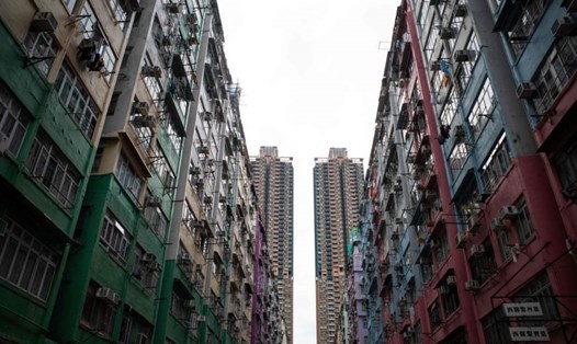Một doanh nghiệp bất động sản Hong Kong đang xây dựng những căn hộ nhỏ tới 8,2m2. Ảnh: AFP
