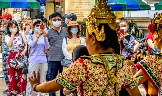 Thái Lan đề xuất cắt giảm thời gian cách ly với du khách đã tiêm chủng trong nỗ lực kích thích ngành du lịch và nền kinh tế. Ảnh: AFP