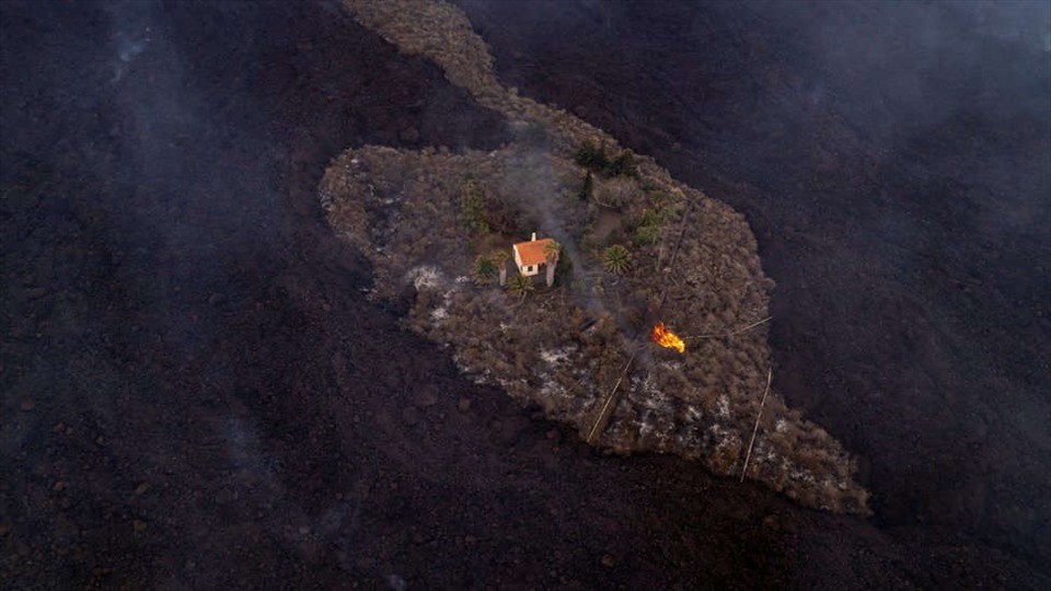 Ngôi nhà thần kỳ ở quần đảo Canary. Ảnh: Alfonso Escalero
