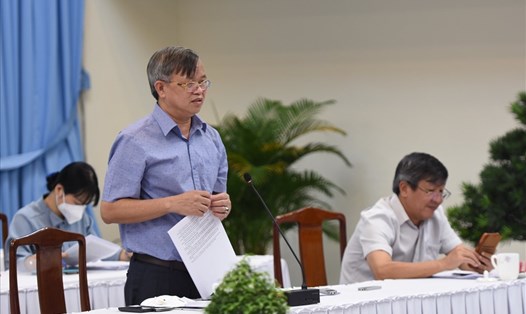 Chủ tịch UBND tỉnh Đồng Nai Cao Tiến Dũng phát biểu tại cuộc họp Ban chỉ đạo phòng chống dịch bệnh COVID-19. Ảnh: Hà Anh Chiến
