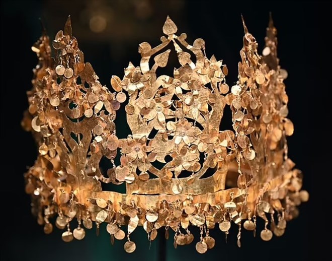 The world's largest gold treasure in Afghanistan disappears.