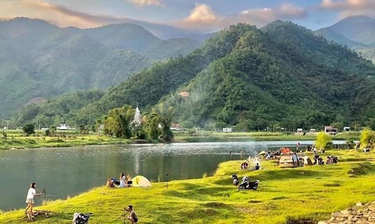 Một điểm dã ngoại ven sông Cu Đê, Đà Nẵng. Ảnh:TC