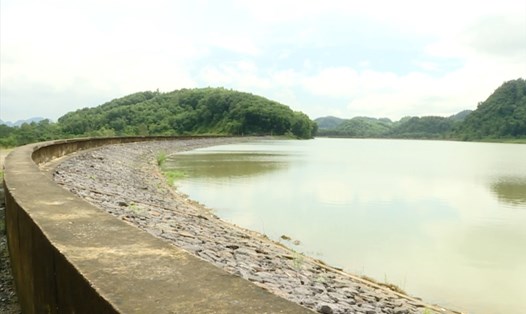 Hồ chứa nước Đập Trời nằm trên địa bàn, huyện Nho Quan (Ninh Bình) với diện tích trên 50ha. Ảnh: NT