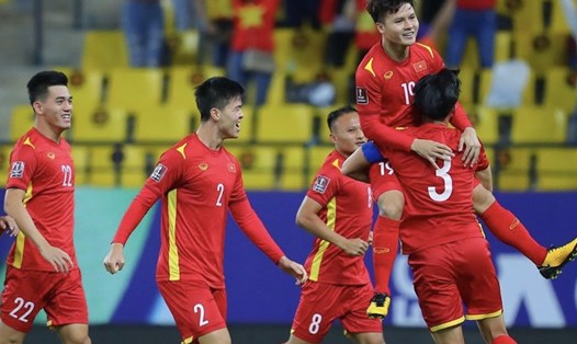 Quang Hải ghi bàn đầu tiên cho đội tuyển Việt Nam ở vòng loại cuối cùng World Cup 2022 khu vực Châu Á. Ảnh: AFC