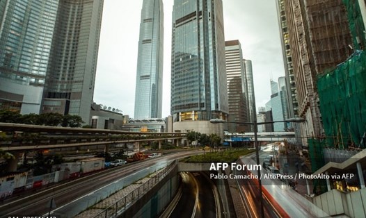Những tòa nhà hiện đại ở Hong Kong. Ảnh: AFP