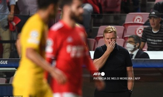 Huấn luyện viên Koeman đứng trước nguy cơ bị Barcelona sa thải. Ảnh: AFP