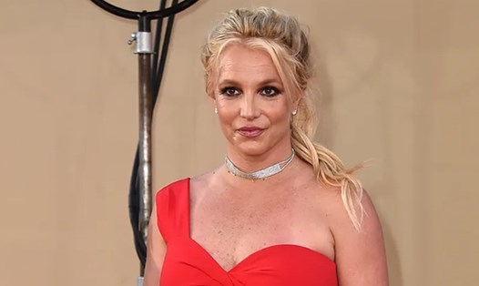Britney Spears vui mừng sau khi bố bị đình chỉ quyền giám hộ. Ảnh: AFP.