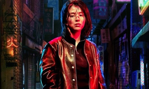 Tạo hình của Han So Hee trong phim mới. Ảnh: Poster.
