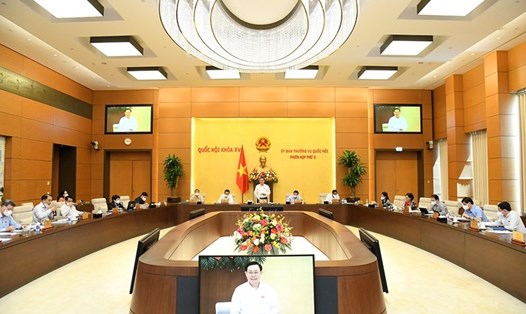 Phiên họp của Ủy ban Thường vụ Quốc hội ngày 18.8. Ảnh: Minh Hùng