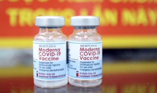 TPHCM triển khai tiêm kết hợp 2 loại vaccine Moderna và Pfizer. Ảnh: Hải Nguyễn