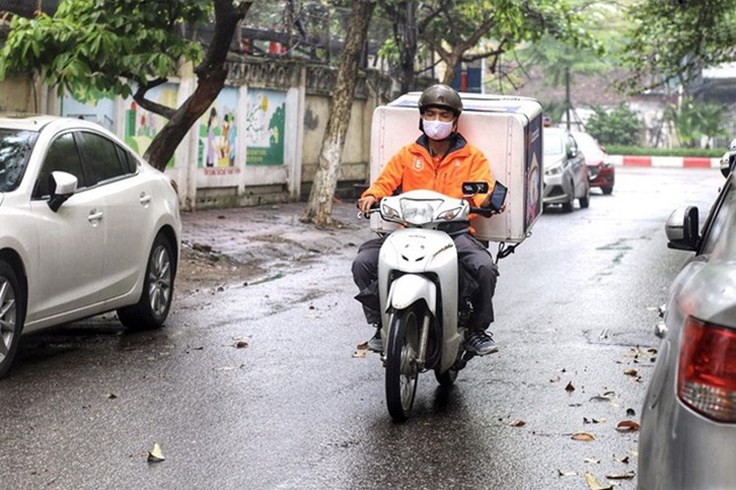 Dừng chở hàng hoá tươi sống từ các tỉnh ngoài vào Hà Nội bằng xe máy