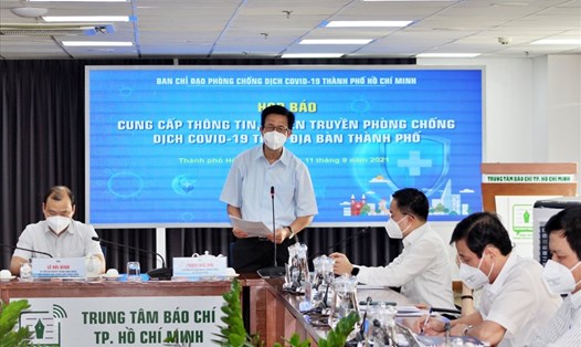 Ông Phạm Đức Hải - Phó trưởng Ban Chỉ đạo phòng chống dịch COVID-19 TPHCM thông tin tại họp báo ngày 11.9. Ảnh: Huyên Nguyễn