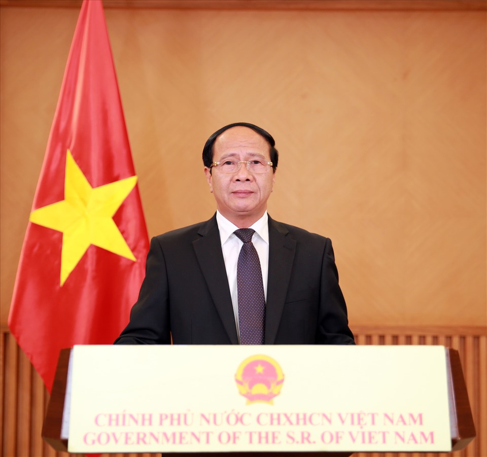 Phó Thủ tướng Lê Văn Thành tham dự và phát biểu tại lễ khai mạc CAEXPO 2021 và CABIS 18 tại Nam Ninh, Trung Quốc theo hình thức ghi hình. Ảnh: VGP