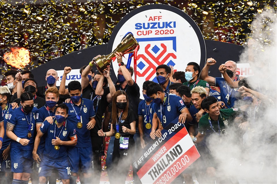 Tuyển Thái Lan lần thứ 6 vô địch AFF Cup và chuyện "vua" Đông Nam Á