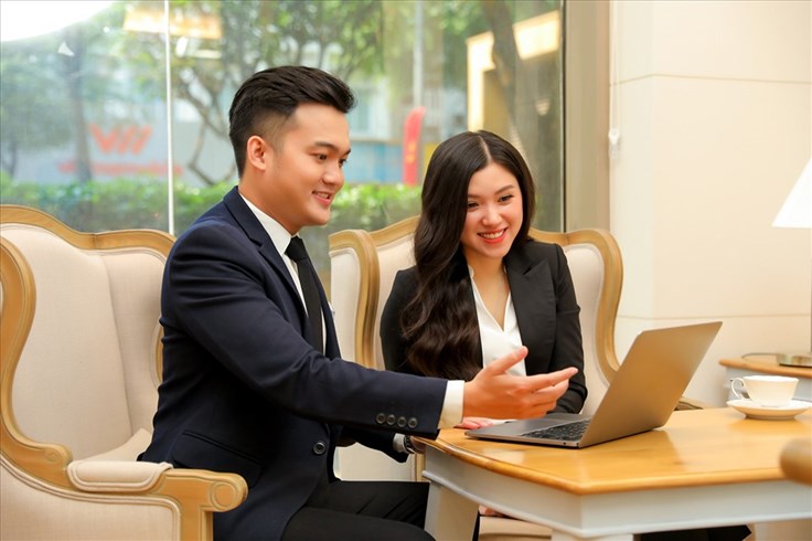 Shinhan Bank tiếp tục triển khai gói vay ưu đãi tri ân lực lượng tuyến đầu Shinhan Bank tiếp tục triển khai gói vay ưu đãi tri ân lực lượng tuyến đầu