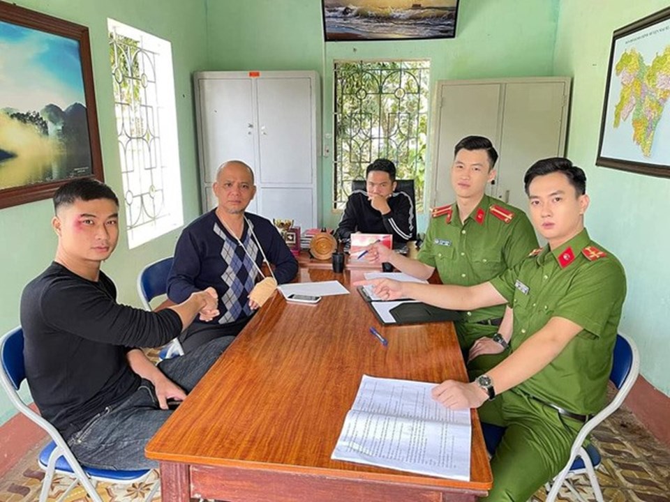Dàn sao mới của "Phố trong làng". Ảnh: NSX. Dàn sao mới của "Phố trong làng". Ảnh: NSX.