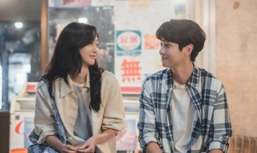 Chuyện tình của Choi Woo Sik và Kim Da Mi được dự đoán là "happy ending". Ảnh: NSX.