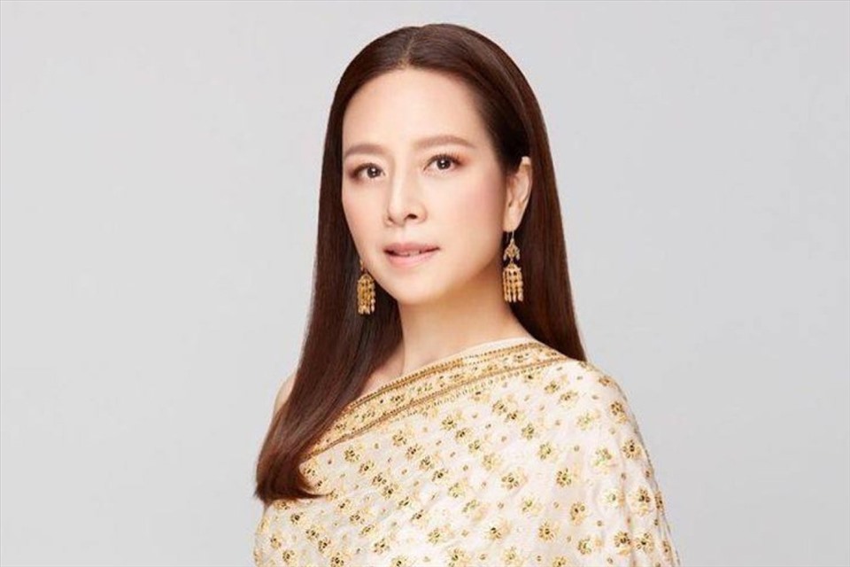 Phong cách sống của nữ tỉ phú đời thứ 5 gia tộc siêu giàu Thái Lan