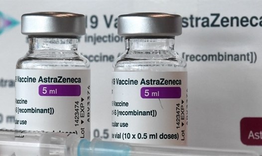 AstraZeneca công bố hiệu quả của mũi vaccine tăng cường của họ trước biến thể Omicron. Ảnh: AFP