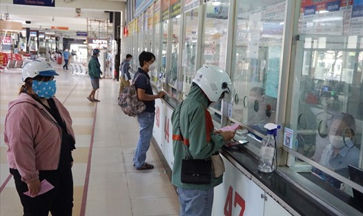 Lượng khách mua vé xe Tết tại bến xe Miền Đông, TPHCM bắt đầu tăng (ảnh chụp ngày 14.1). Ảnh: Minh Quân
