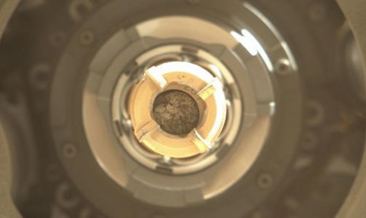 Mẫu đá sao Hỏa mà tàu thám hiểm của NASA thu thập được. Ảnh: NASA