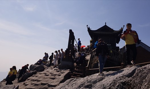 Chùa Đồng trên đỉnh núi Yên Tử. Ảnh: Nguyễn Hùng