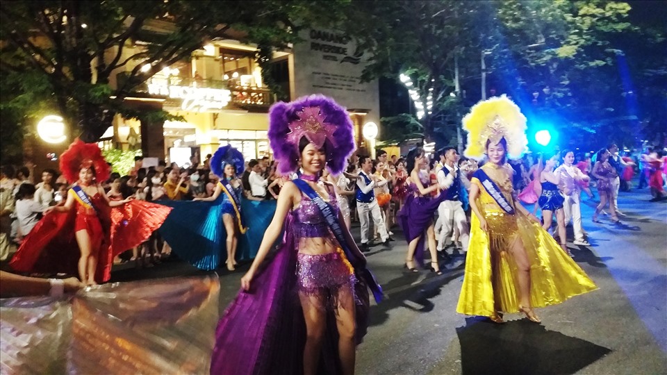 Đà Nẵng sẽ tổ chức 50 hoạt động hai bờ sông Hàn năm 2022. Ảnh: TT