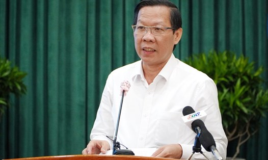 Chủ tịch UBND TPHCM Phan Văn Mãi phát biểu tại hội nghị.  Ảnh: Minh Quân