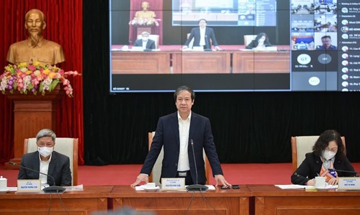 Bộ trưởng Bộ Giáo dục và Đào tạo Nguyễn Kim Sơn phát biểu khai mạc hội thảo.