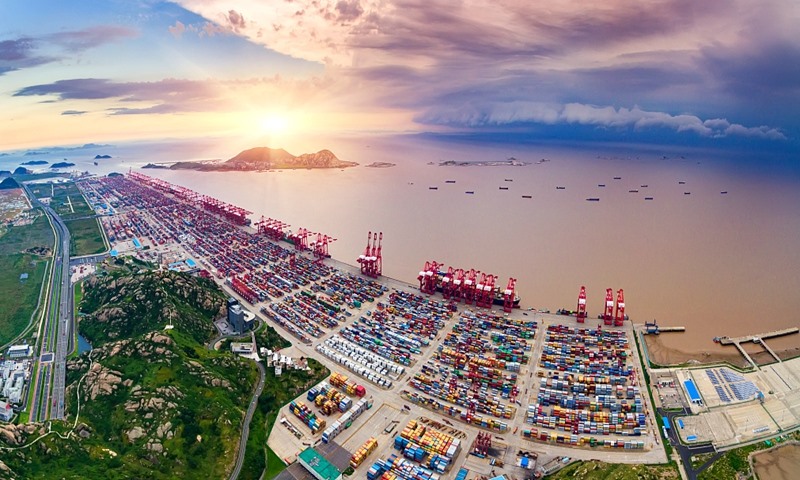 GDP Trung Quốc tăng 8,1% trong năm 2021. Ảnh: Xinhua