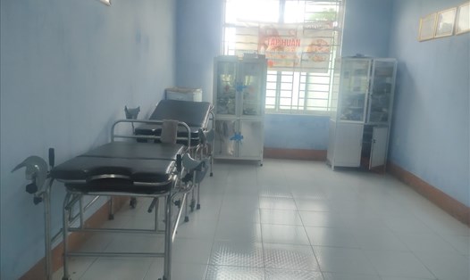 Trạm y tế thị trấn Khâm Đức (Quảng Nam) vắng người đến khám.  Ảnh: H.Nhân