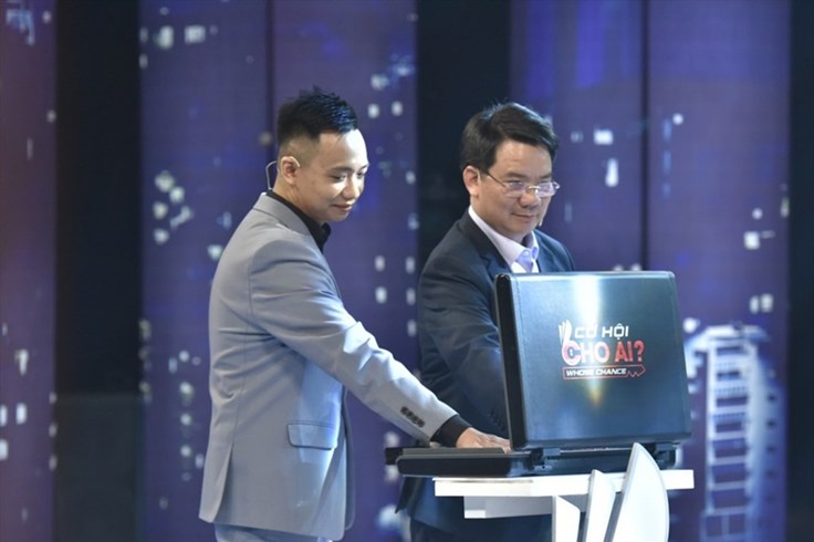 Ông bố một con giảm 25kg trong một năm lên truyền hình tìm việc Ông bố một con giảm 25kg trong một năm lên truyền hình tìm việc