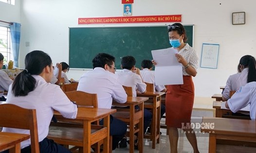 Lịch đi học trực tiếp của học sinh 63 tỉnh, thành. Ảnh: Tạ Quang