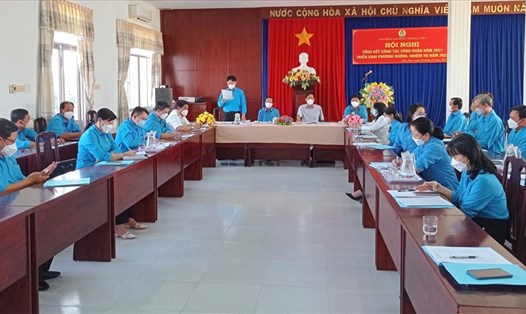 LĐLĐ tỉnh Bạc Liêu tổ chức tổng kết hoạt động công đoàn năm 2021. Ảnh: Nhật Hồ