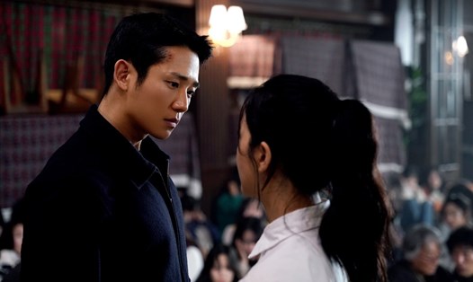 "Snowdrop" của Jisoo và Jung Hae In sẽ chia tay khán giả truyền hình sớm hơn dự kiến. Ảnh: JTBC.