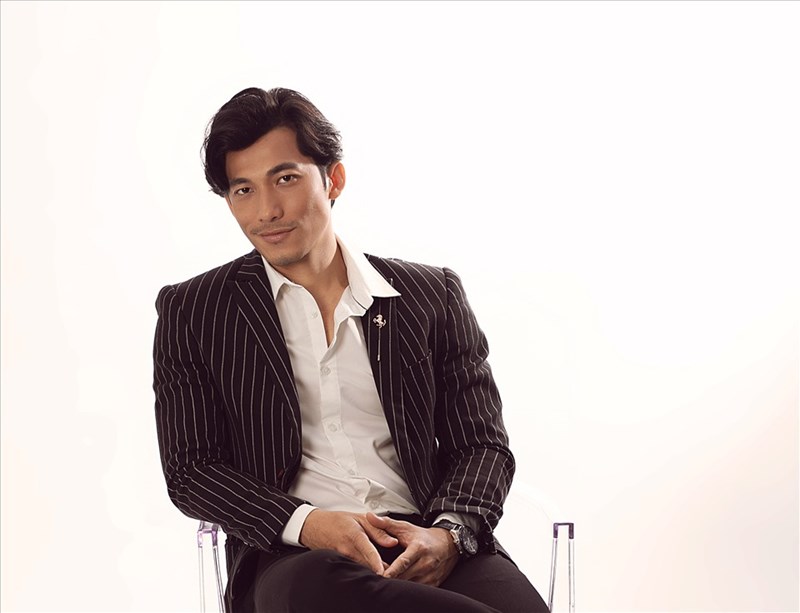 Nhịp Showbiz: Liên Bỉnh Phát thừa nhận ít kinh nghiệm tình trường