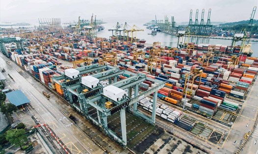 Doanh nghiệp xuất khẩu gặp khó khăn do cước vận tải tàu biển và chi phí thuê container tăng quá cao. Ảnh: TL