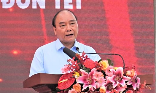 Chủ tịch nước Nguyễn Xuân Phúc phát biểu chúc Tết tại chương trình "Ấm tình mùa Xuân". Ảnh: Anh Tú