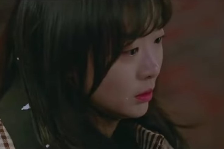 “Our Beloved Summer” tập 15: Kim Da Mi suy sụp vì bà nhập viện