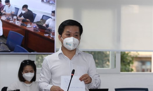 Ông Nguyễn Hồng Tâm - Phó Giám đốc HCDC thông tin về số ca mắc biến chủng Omicron tại TPHCM. Ảnh: Thành Nhân