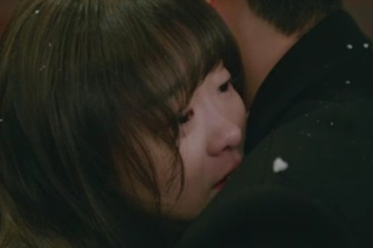 “Our Beloved Summer”: Kim Da Mi bật khóc, trải lòng với Choi Woo Sik