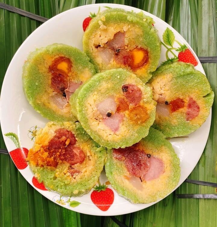 Bánh tét mật cật có màu sắc và hương vị thơm ngon đặc trưng riêng biệt của đảo ngọc Phú Quốc. Ảnh: PV